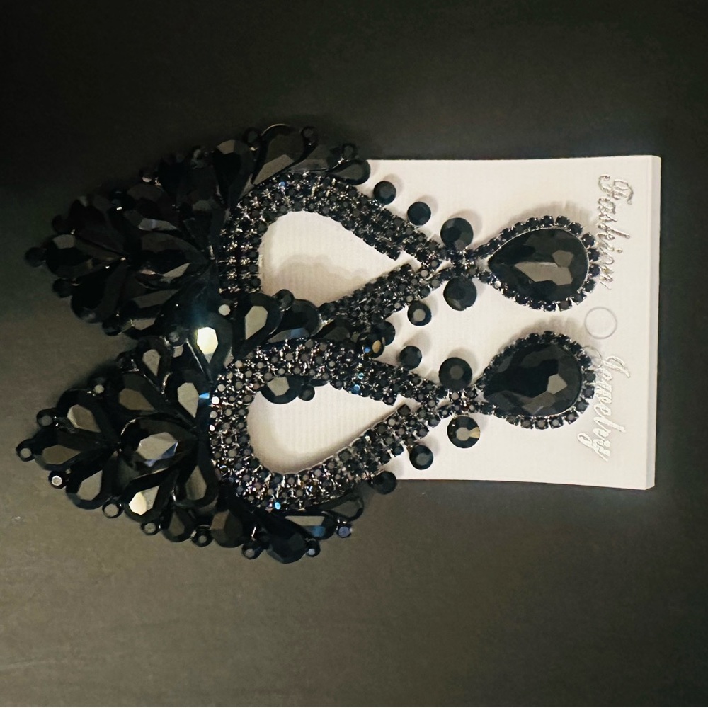Ornate Black Chandelier Earrings with Intricate Detailing